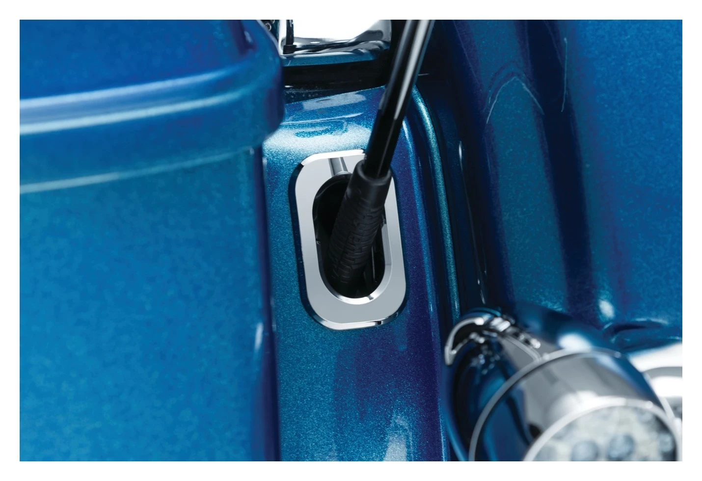 Kuryakyn Antenna Hole Accent / Filler For Harley Touring 2006-2021 2 Kuryakyn Antenna Hole Accent / Filler For Harley Touring 2006-2021 - Image 2